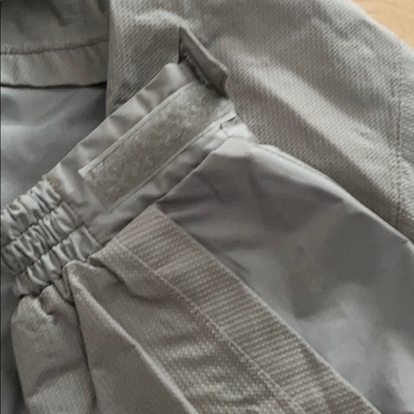 Windbreaker - Picture 5 of 8